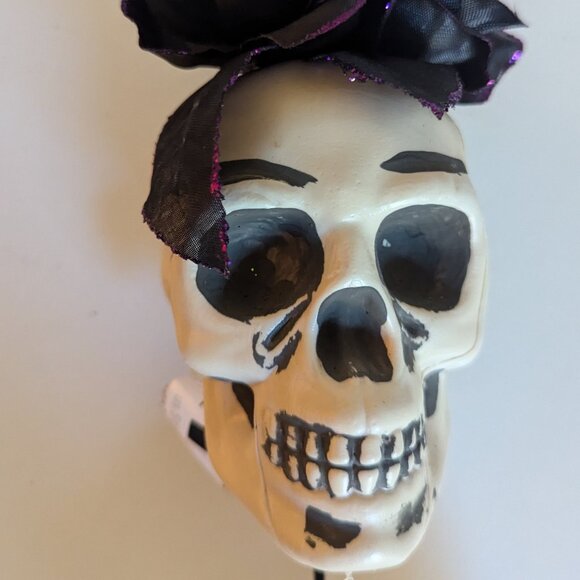NWT Floral Skull Pick Dia de los Muertos DOTD DDLM Halloween Decoration Ashland - Picture 3 of 9